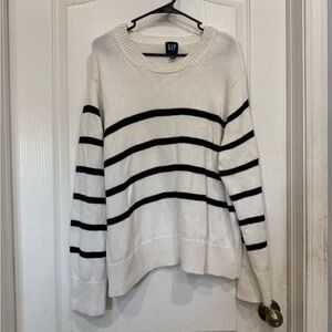 GAP Women's Sweater in White with Black Stripes
